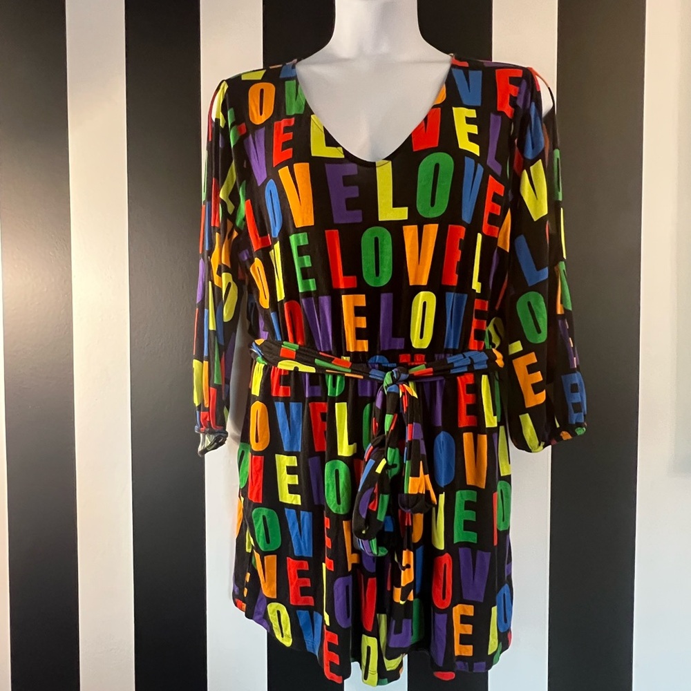 NWOT New York & Company Multicolor Love Print Women's Romper w/ Pockets; Sz XL